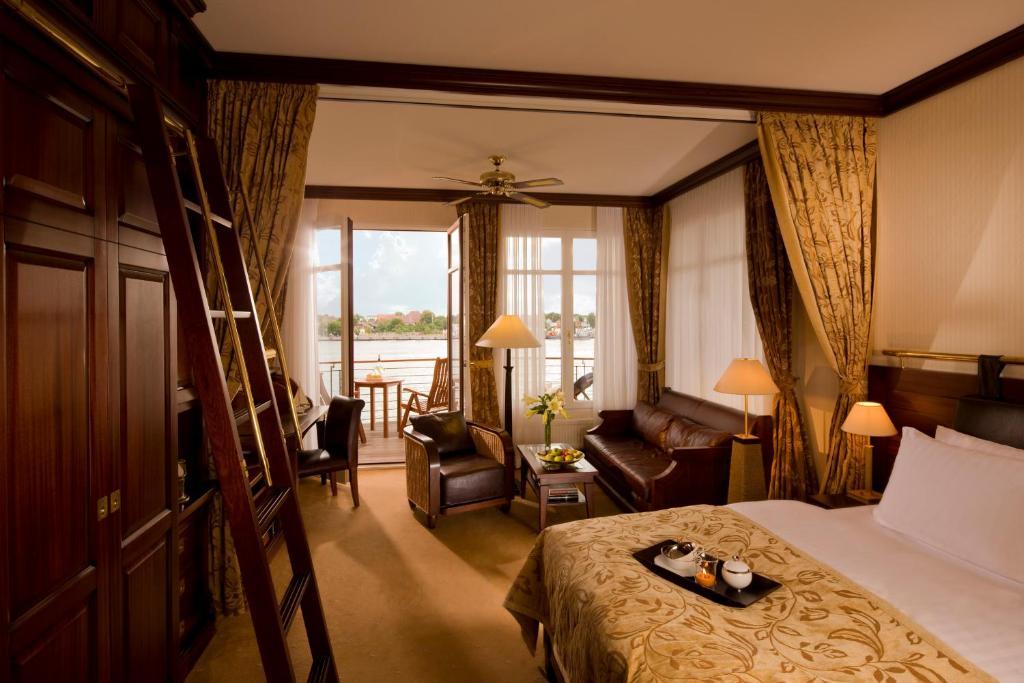 Yachthafenresidenz Hohe Duene Hotel Rostock Phòng bức ảnh